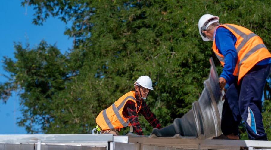 Professional residential roofers in Litchfield, IL